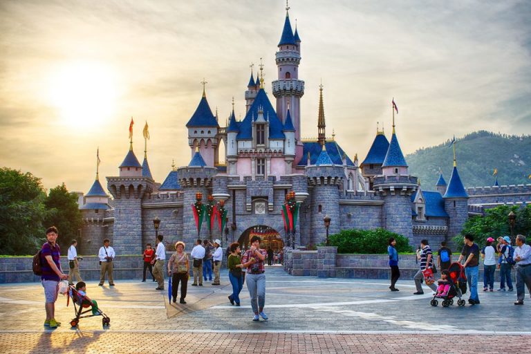Disneyland Hongkong, Wisata Wajib Bagi Kamu Pecinta Disney